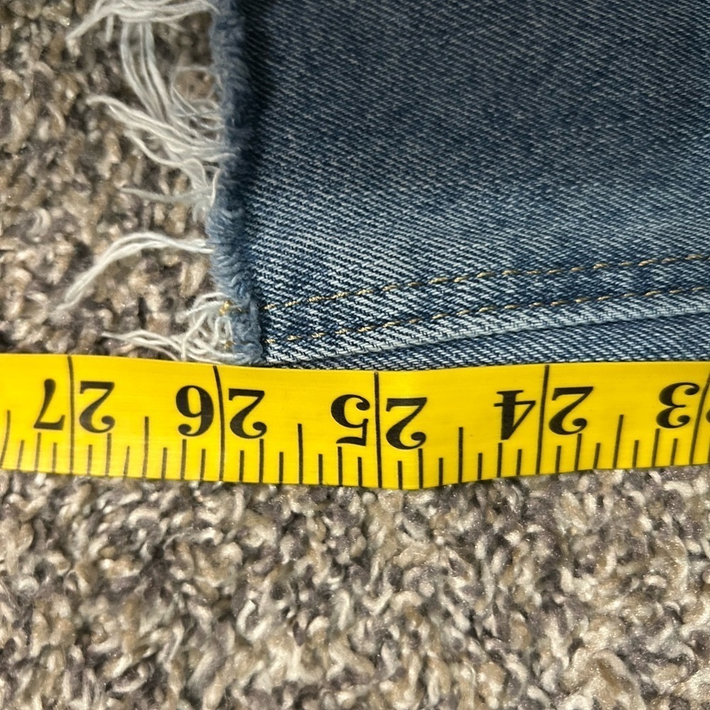 5/$25 Princess Polly high-waisted denim jeans with raw hem size 4 - Picture 6 of 10
